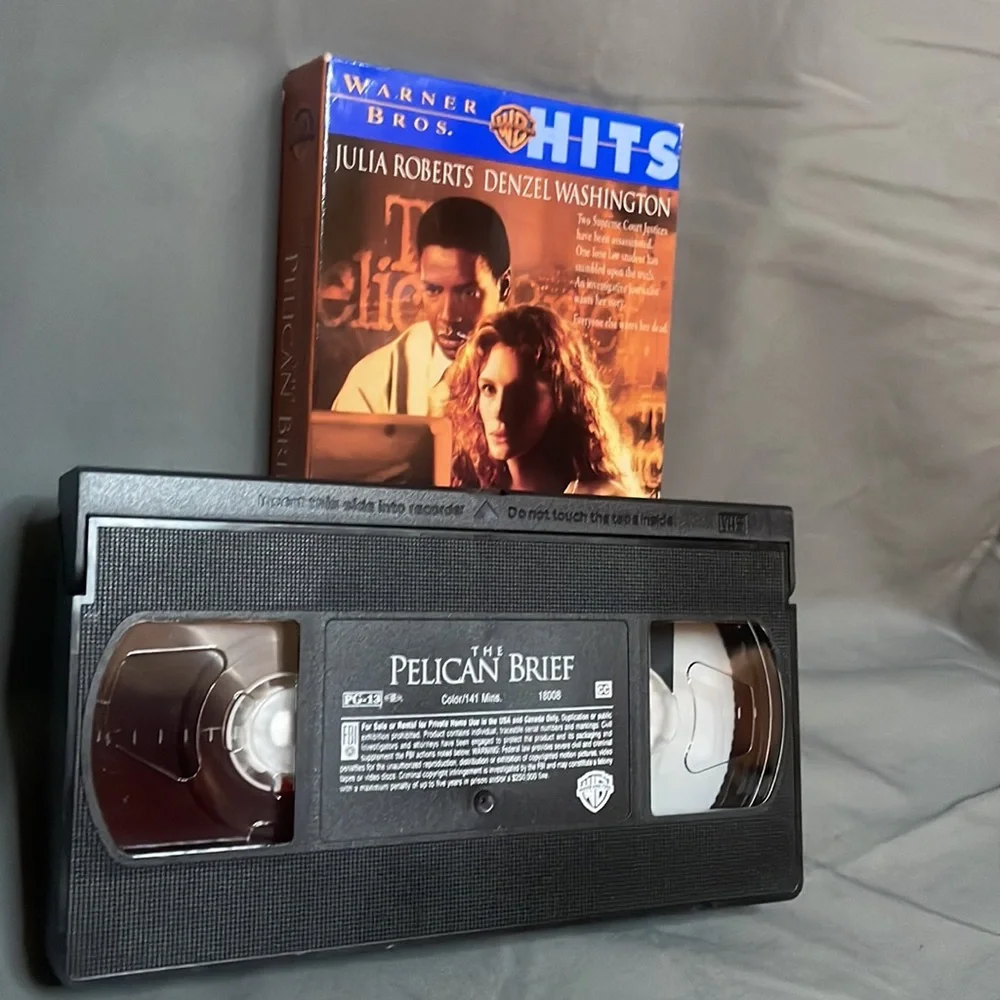 The Pelican Brief VHS Tape